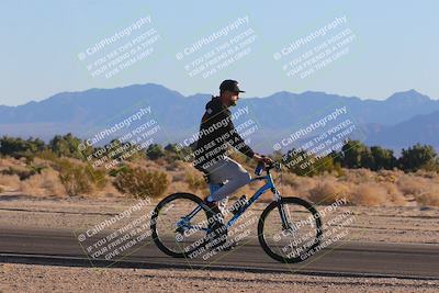 media/Dec-14-2023-Racers Edge (Thu) [[2b7ed58cb2]]/Track Walk/